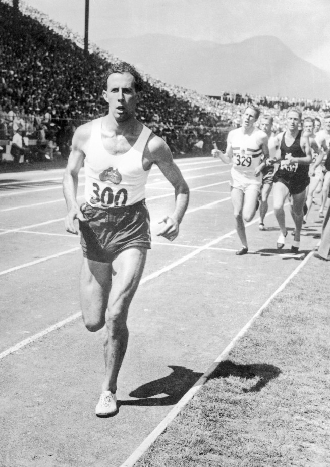 John Landy, pursuer of Bannister's 4-minute mile, dies at 91
