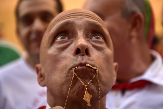 3 gored in Pamplona's first running of the bulls of 2017
