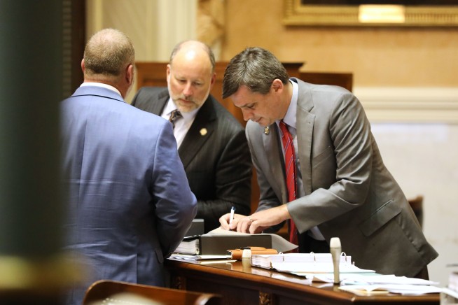 South Carolina Senate votes to remove state treasurer over $1.8B accounting error