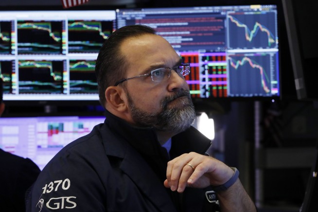 Stocks sink again, heading for the worst week since 2008