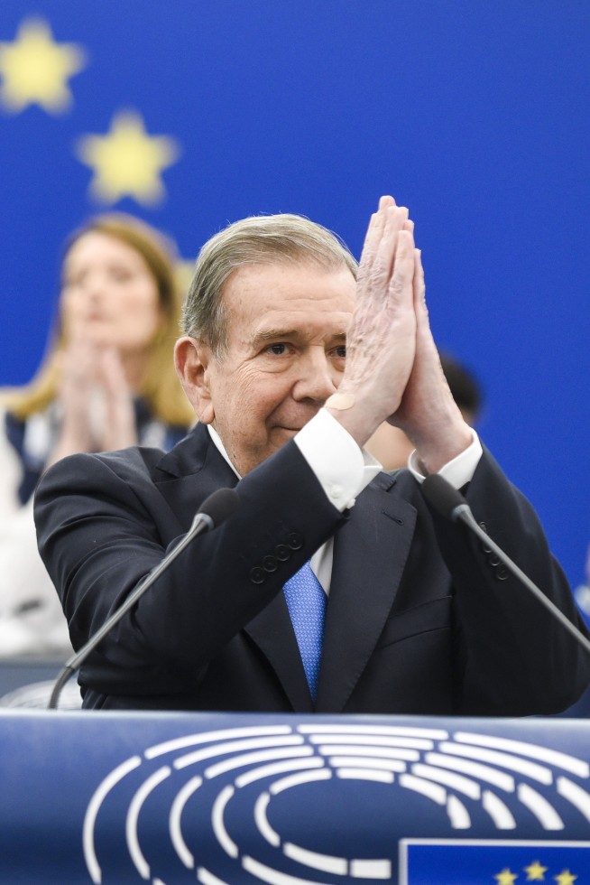 Venezuela's government offers $100K reward for whereabouts of opposition's presidential candidate