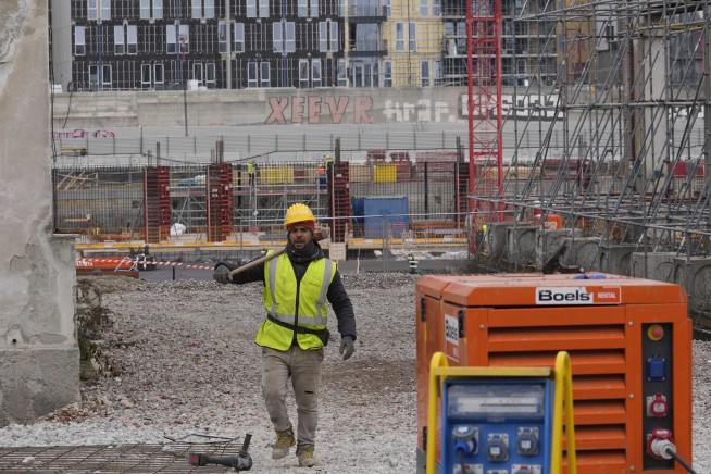 Buying tickets for the 2026 Winter Games will be tricky. Sliding could be in Cortina or Lake Placid