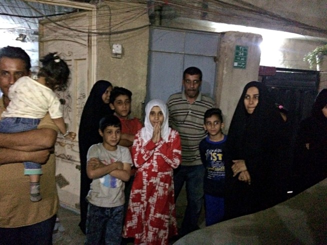 Powerful earthquake on Iran-Iraq border kills over 330