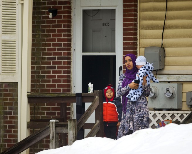 Decrying anti-Muslim bias, Obama pays 1st visit to US mosque