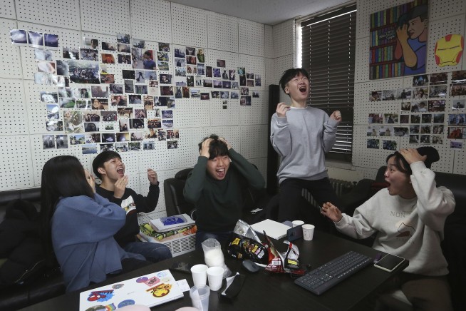 South Koreans explode with joy over 'Parasite' Oscar wins