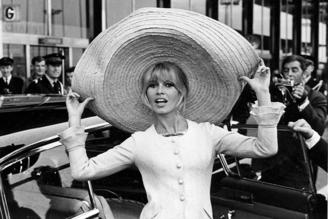 Saint-Tropez bids adieu to Brigitte Bardot with a funeral and public homage