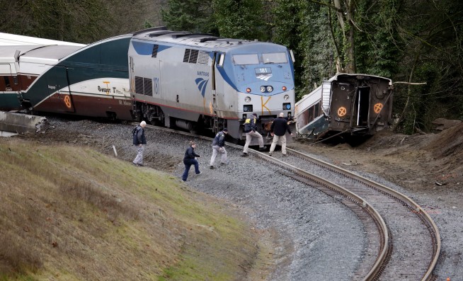 Train speeding 50 mph over limit before deadly derailment