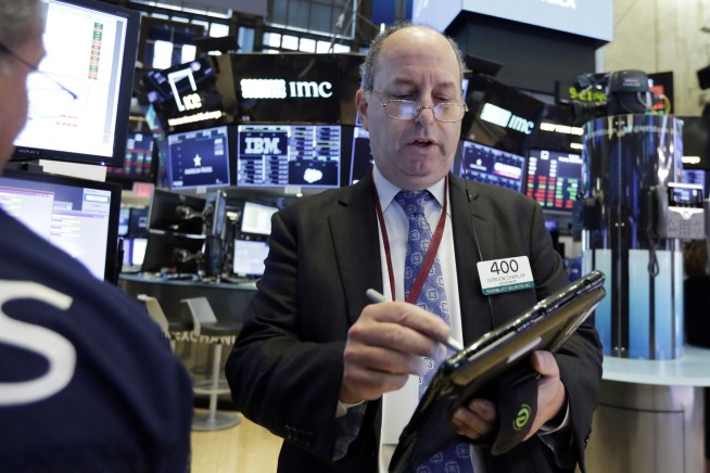 Markets Right Now: Tech stocks drag US indexes lower