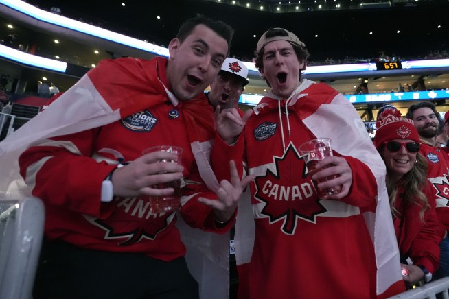 American fans lightly boo 'O Canada' before 4 Nations Face-Off title game
