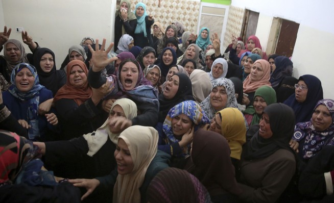 Israel says it will expand response if Gaza clashes go on