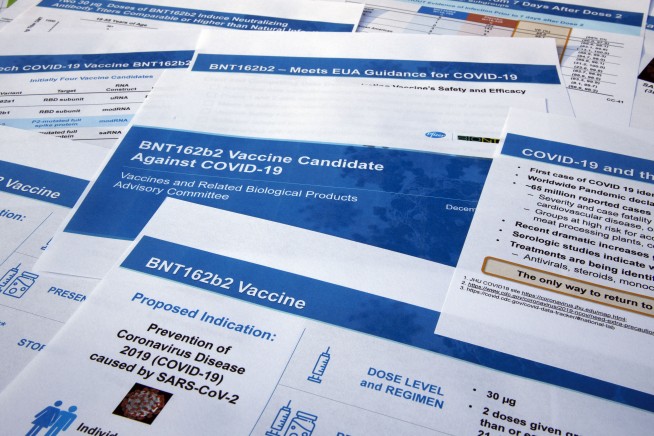 US panel endorses widespread use of Pfizer COVID-19 vaccine