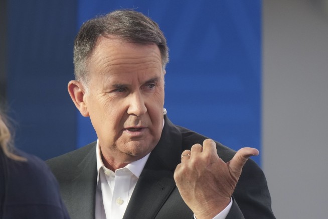 Novak Djokovic gets his apologies and is ready to focus on Carlos Alcaraz at the Australian Open