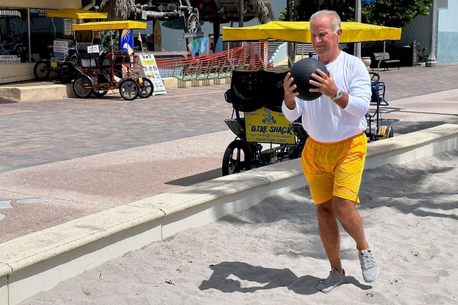 Florida in hot water as ocean temperatures rise along with the humidity