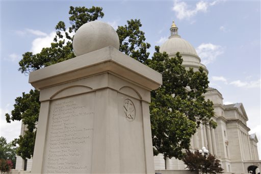 Groups call for Hindu, vegan displays at Arkansas Capitol