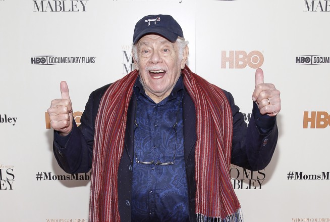 Jerry Stiller, comedian and 'Seinfeld' actor, dies at 92
