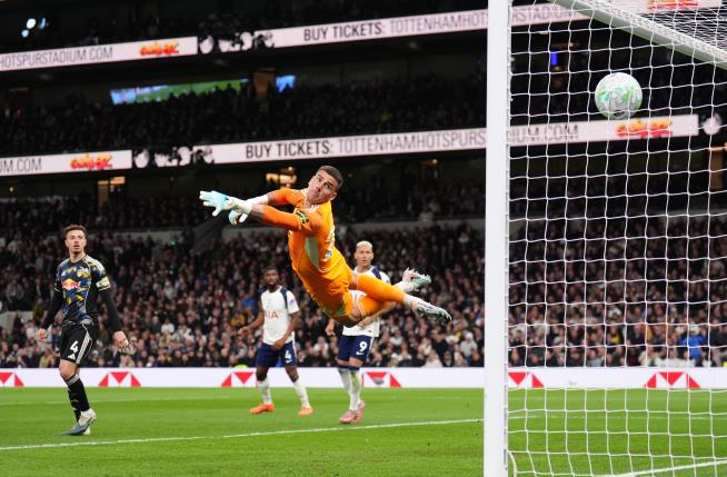 Spurs draw with Leeds for priceless point in Premier League survival fight
