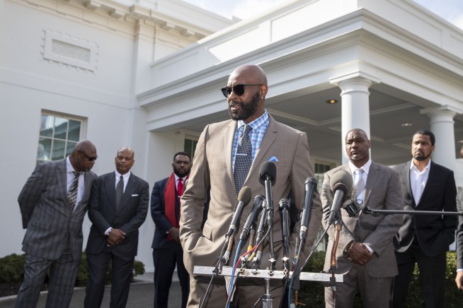 Trump pardons ex-San Francisco 49ers owner DeBartolo Jr.