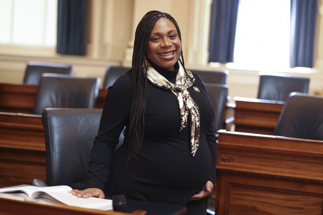 A Virginia Delegate delivered a baby girl. Political leaders gave her the option to vote remote.