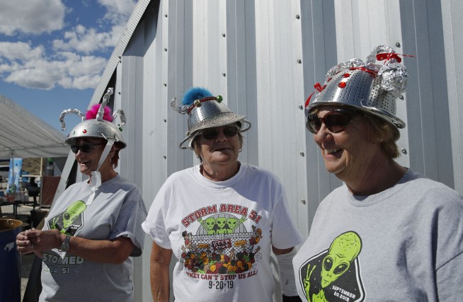 The Latest: Earthling visitors dwindling at Area 51 event