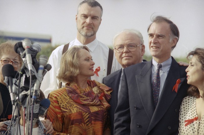 Richard Moll, who found fame as a bailiff on the original sitcom 'Night Court,' dies at 80