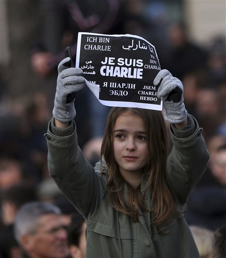 Amid hunt for attack accomplices, France deploys 10K troops