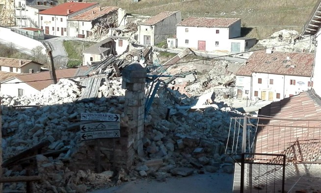 Tremors haunt central Italian region devastated by quake