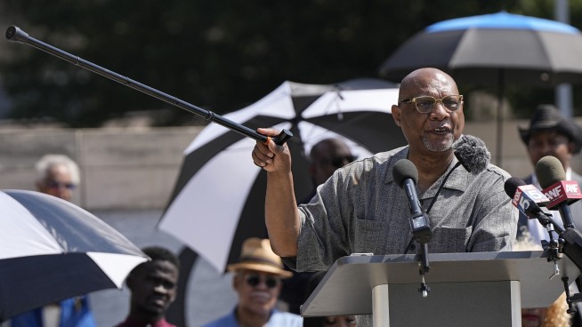 Giuliani turns himself in on Georgia 2020 election charges after bond is set at $150,000