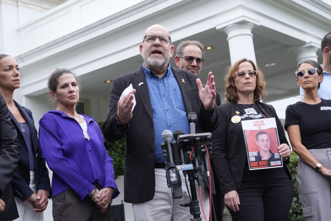 Israel-Hamas war latest: Netanyahu visits Trump, says Israel is eager to reach a cease-fire deal