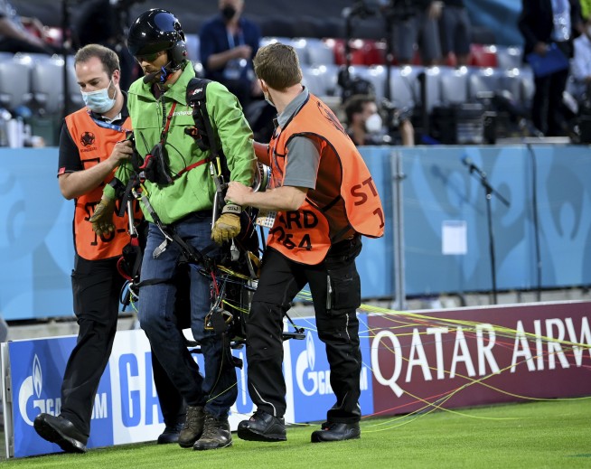 People hurt by parachuting protestor at Euro 2020 game