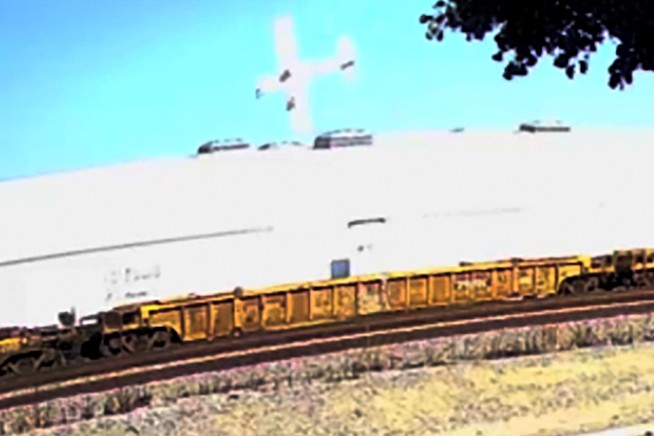 2 dead and 19 injured in Southern California plane crash