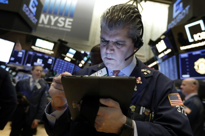Markets Right Now: Stocks rise, notching another weekly gain