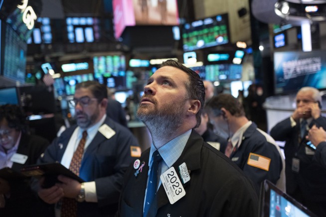 Tech stocks lead indexes broadly higher, Nasdaq sets record