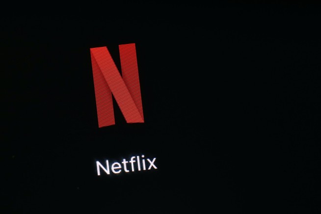 Netflix's 2Q dud rattles investors as competition heats up