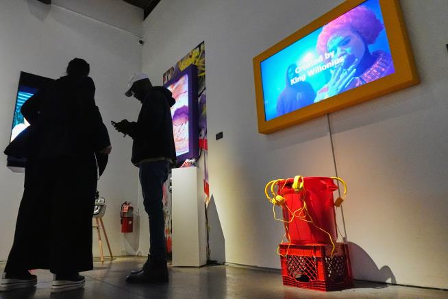 Can AI ever be funny? Some comedians embrace AI tools but they're still running the show