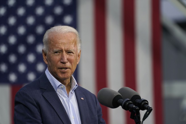 Biden hits Trump on economy in critical Pennsylvania county