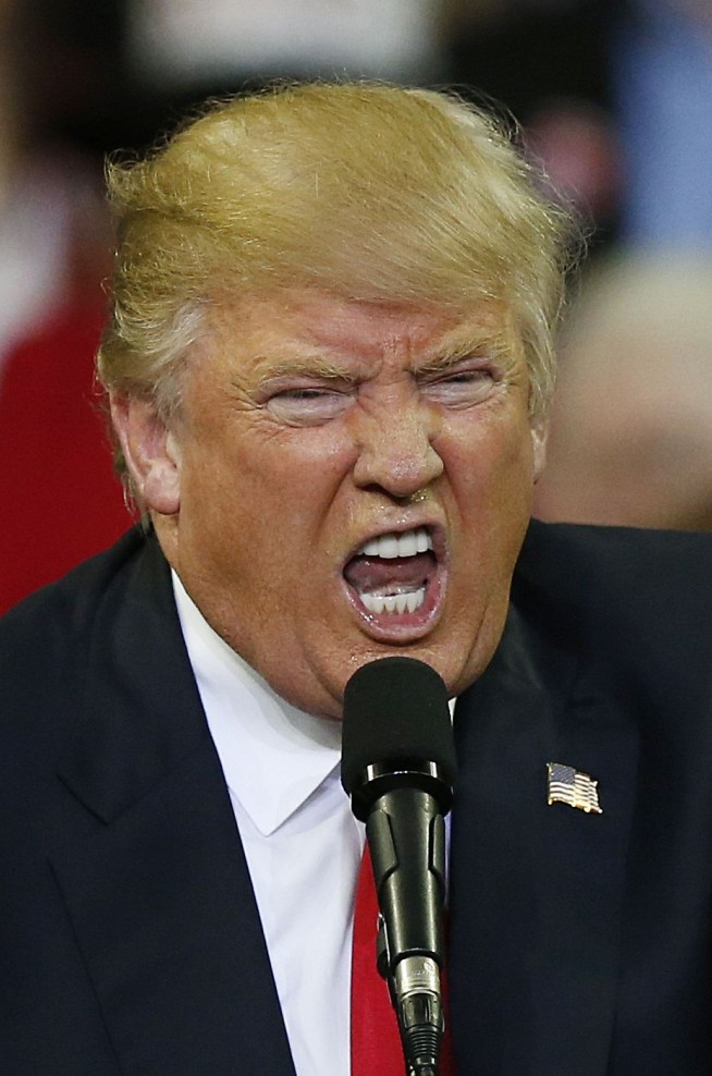 Bergdahl lawyers seek meeting with Trump over statements