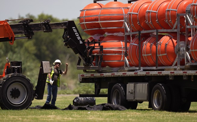 Texas prepares to deploy Rio Grande buoys in governor's latest effort to curb border crossings