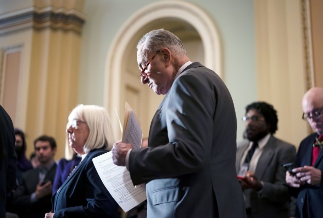 Dems drop COVID-19 funds, clear way for OK of Ukraine aid