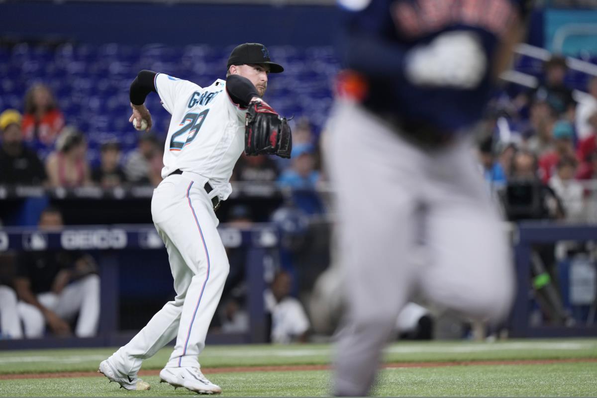 Miami Marlins: Jorge Soler injury update, Skip Schumaker's message