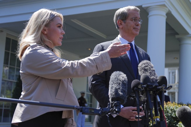 Pronouns in some reporters' email signatures get a stony response from Trump administration