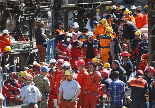 Turkish families bury miners as toll rises to 282