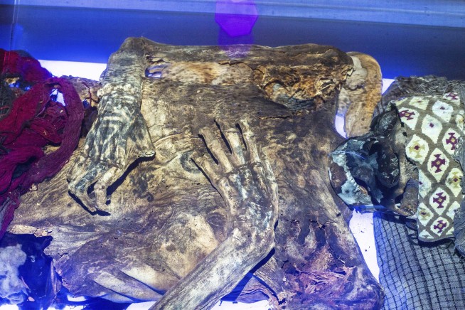 Lasers help archaeologists study ancient tattoos on Peruvian mummies