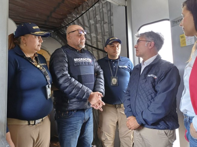 Warlord involved in hundreds of murders repatriated to Colombia after serving US drug sentence