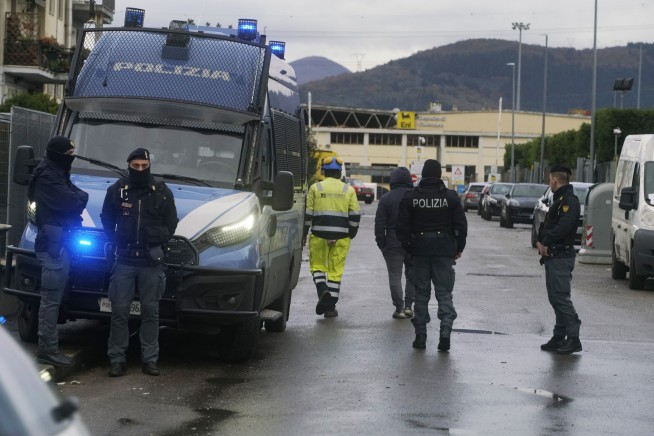 Italy fuel depot blast kills 2 and injures more than a dozen. 3 others missing