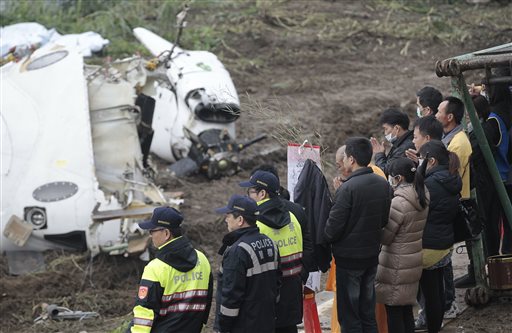 Mayday call issued before plane crashed into Taipei river