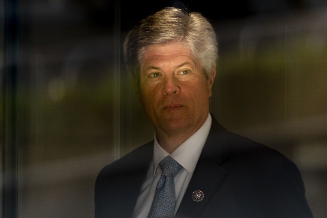 Court reverses former Nebraska US Rep. Jeff Fortenberry's conviction of lying to federal authorities