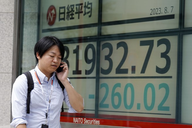Stock market today: Asia shares mostly decline after Wall Street slide on bank worries