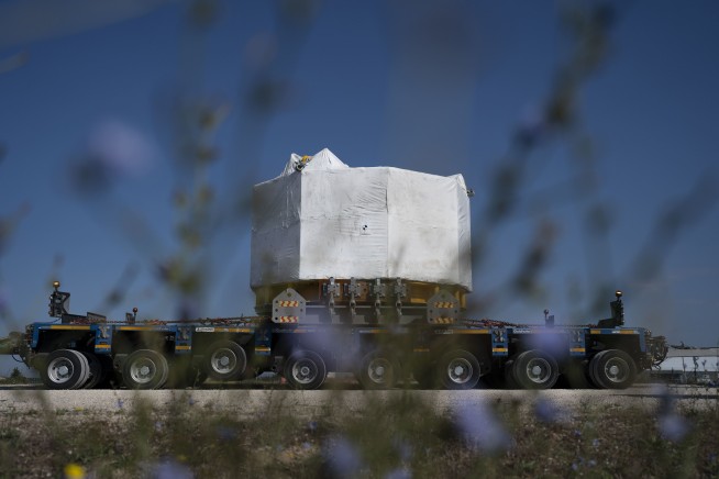 Magnet milestones move distant nuclear fusion dream closer