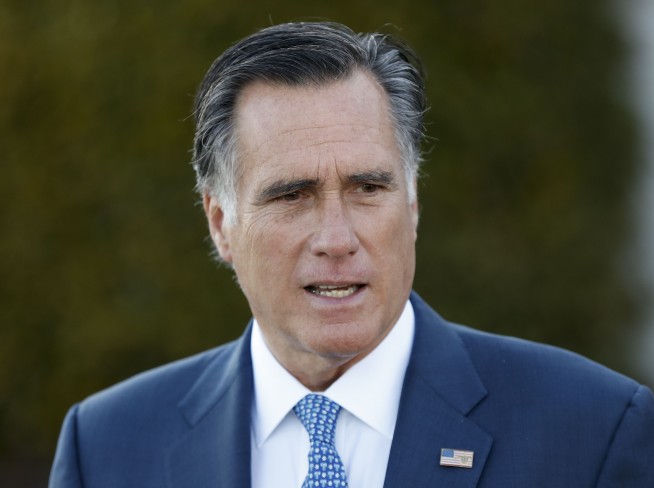 Choosing Romney would be seen as betrayal, Trump aide warns