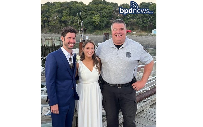 Boston police boat comes to rescue of stranded groom